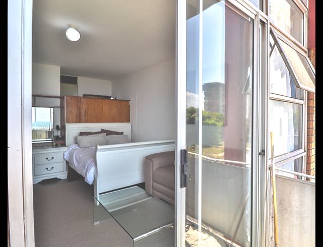 1 BEDROOM APARTMENT FOR SALE IN GQEBERHA CENTRAL